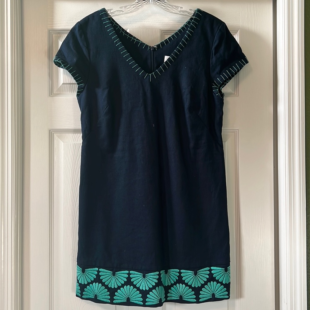 Vineyard Vines Floral Embroidered Dress